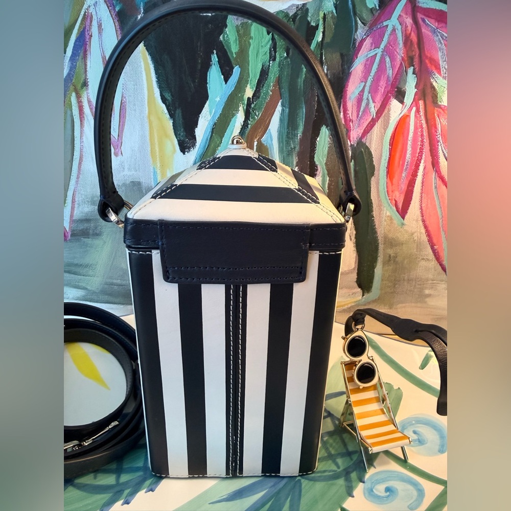 Kate Spade Novelty Retired 3D Sunkiss Striped Tent Cabana Leather bag - Picture 7 of 9